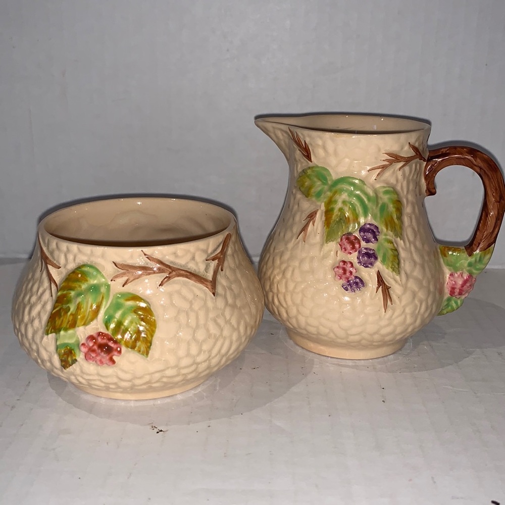 Vintage England Wade Bramble Creamer and wade heath Sugar Bowl
